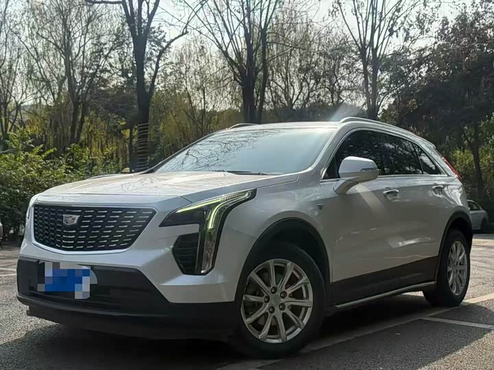 Фото 1 - Cadillac XT4
