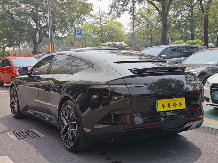 Фото 4 - Avatr 12