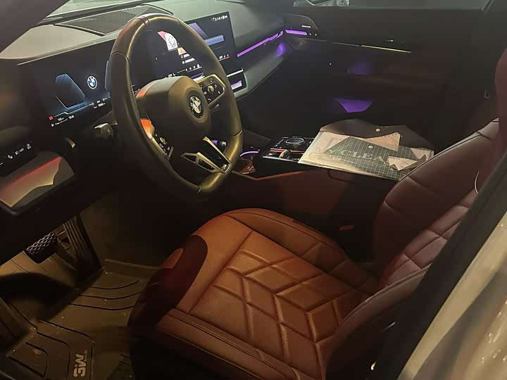 Фото 3 - BMW 5 Series