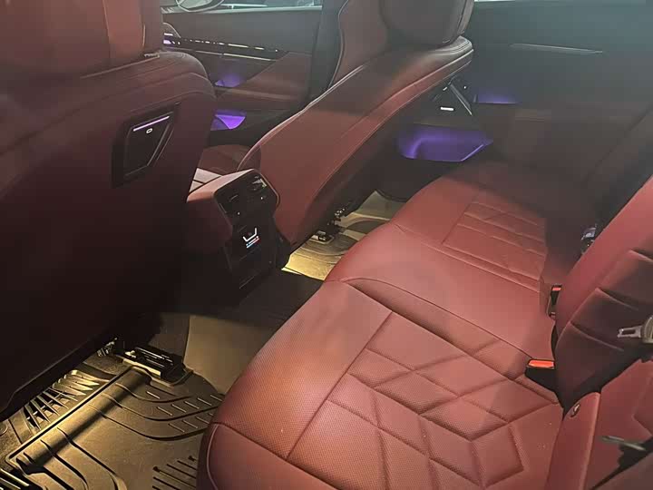 Фото 4 - BMW 5 Series