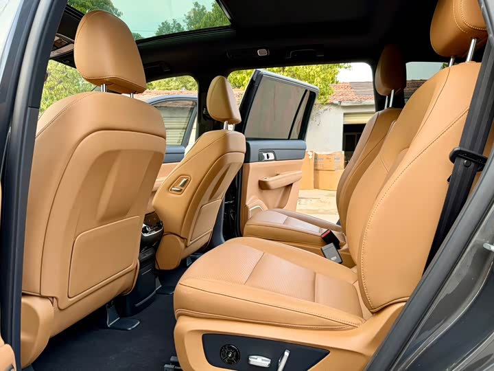 Фото 6 - LiXiang One