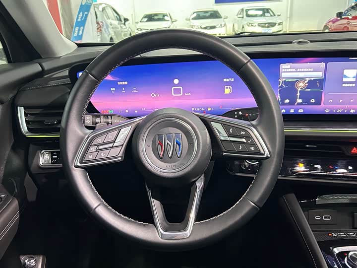 Photo 7 - Buick Envision S