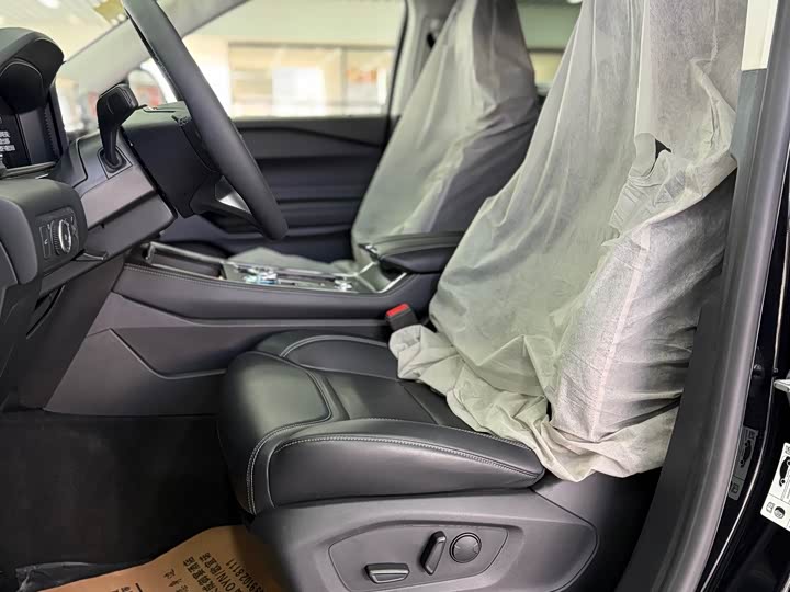 Ford Explorer 2025 2025款 2.3T EcoBoost 四驱穿越版 5座