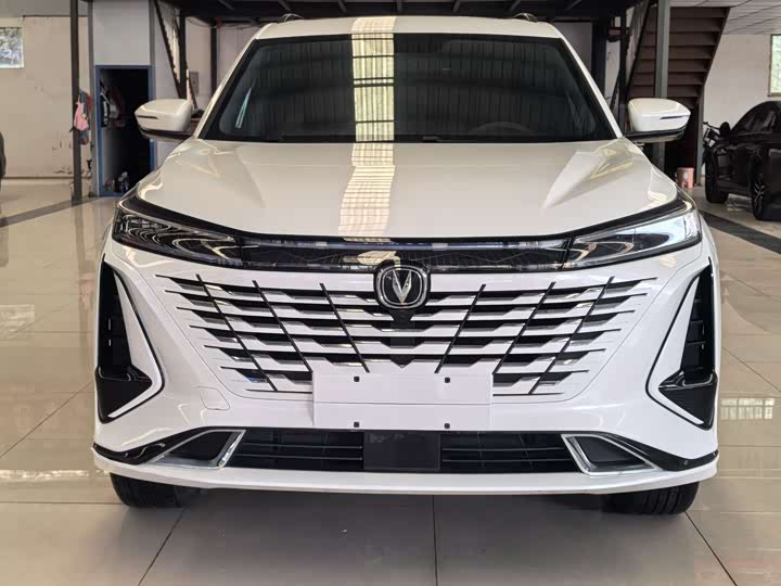 Photo 1 - Changan CS75 Plus