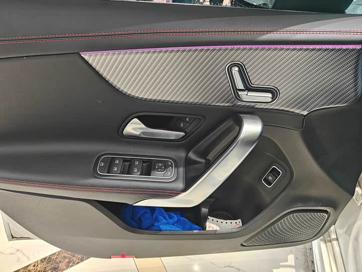 Zdjęcie 6 - Mercedes-Benz A-Class