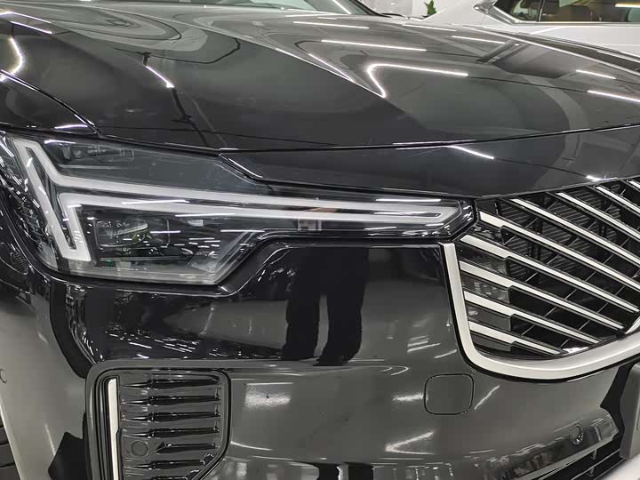 Фото 3 - Volvo S90