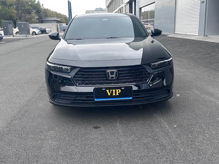 Photo 2 - Honda Accord