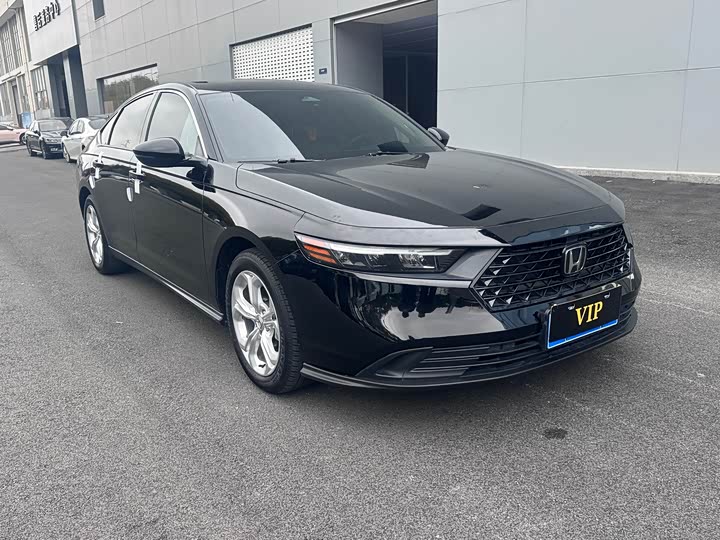 Photo 3 - Honda Accord