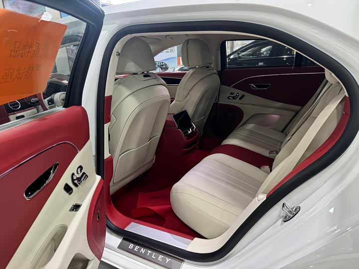 Bentley Flying Spur Hybrid 2026 2026款 4.0T V8 标准版