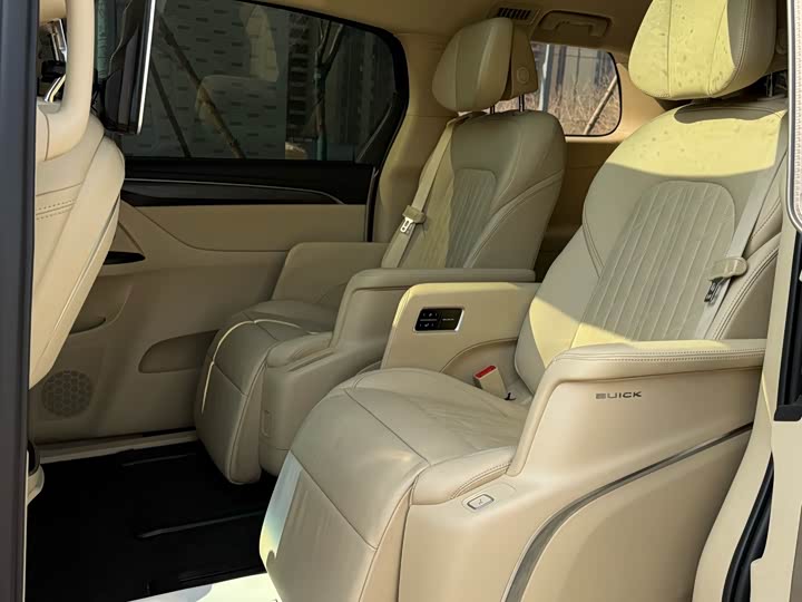 Buick GL8 ES 2023 2023款 ES陆尊 豪华型