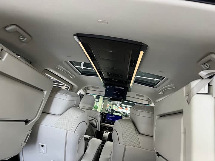 Lexus LM 2025 2025款 500h 六座尊崇版