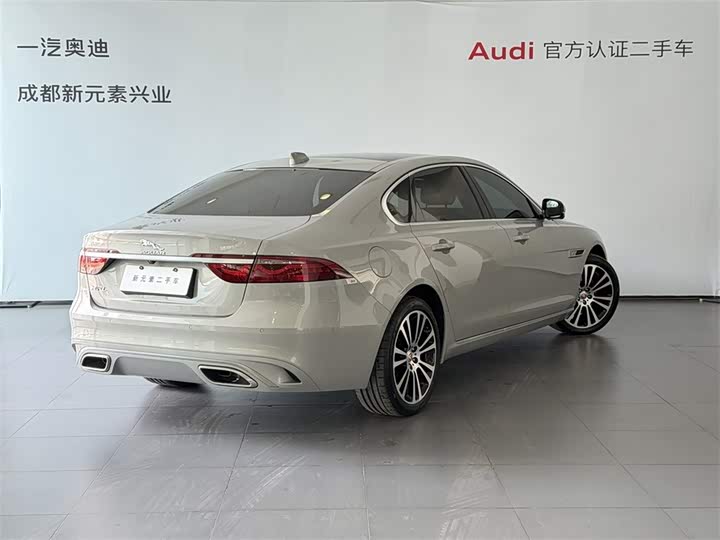 2025 Jaguar XF L