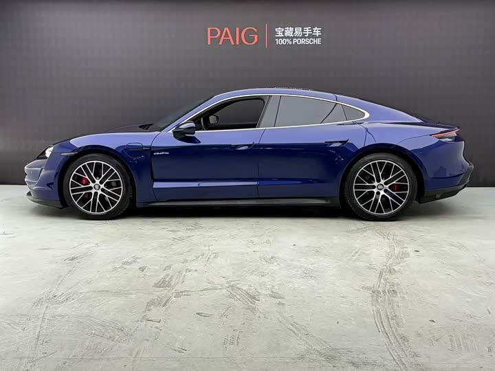 Photo 3 - Porsche Taycan