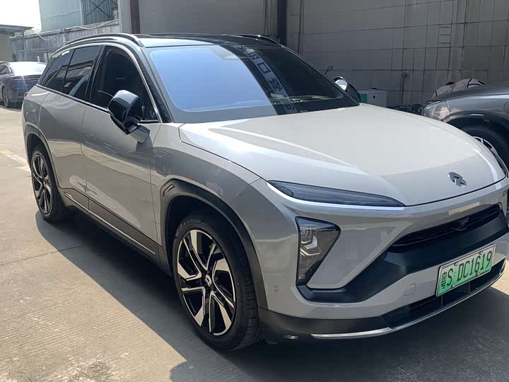 Фото 3 - Nio ES6