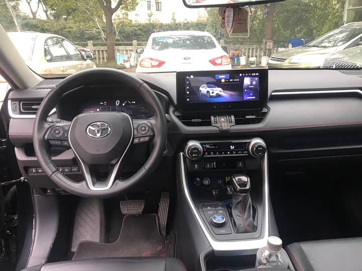 Toyota Wildlander Hybrid 2023 2023款 高性能版 2.5L 四驱激擎版