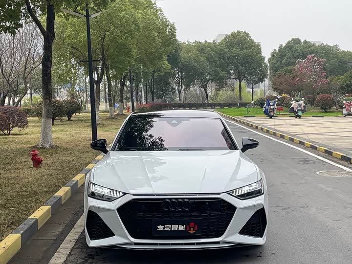 Audi A7 2024 2024款 55 TFSI quattro 尊享型