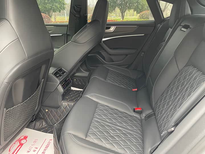 Audi A7 2024 2024款 55 TFSI quattro 尊享型