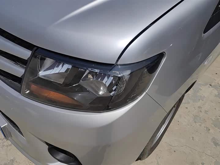 Фото 5 - JAC Refine M3