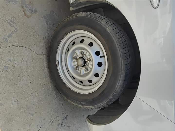 Фото 6 - JAC Refine M3