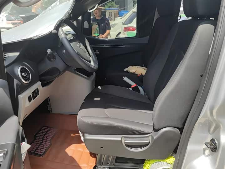 Фото 9 - JAC Refine M3