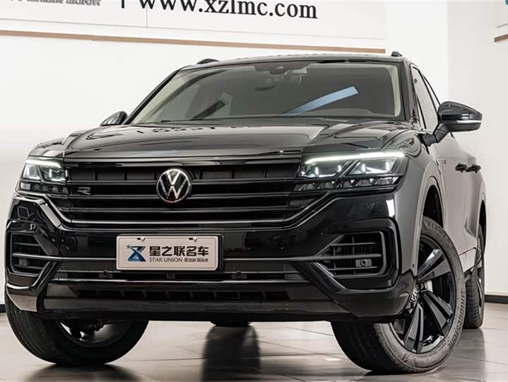 Volkswagen Touareg 2022 2022款 3.0TSI 锐享版 曜黑运动套装