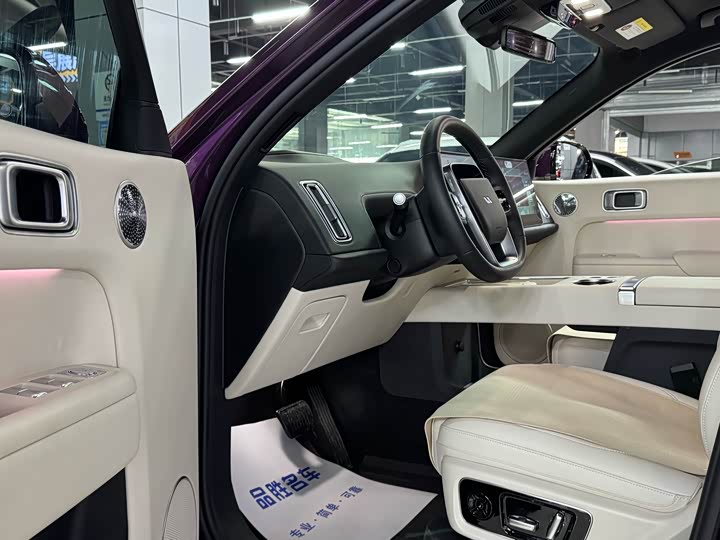 Фото 7 - LiXiang L9