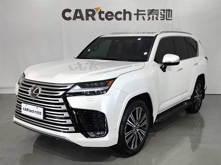 Фото 1 - Lexus LX