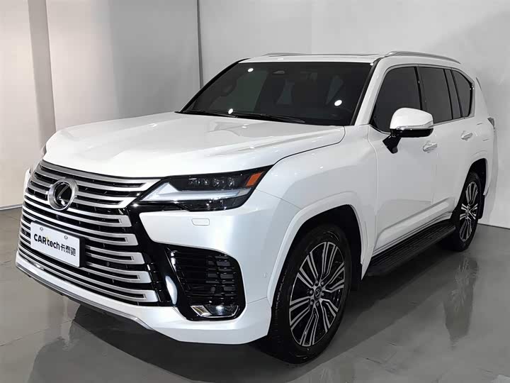 Фото 9 - Lexus LX