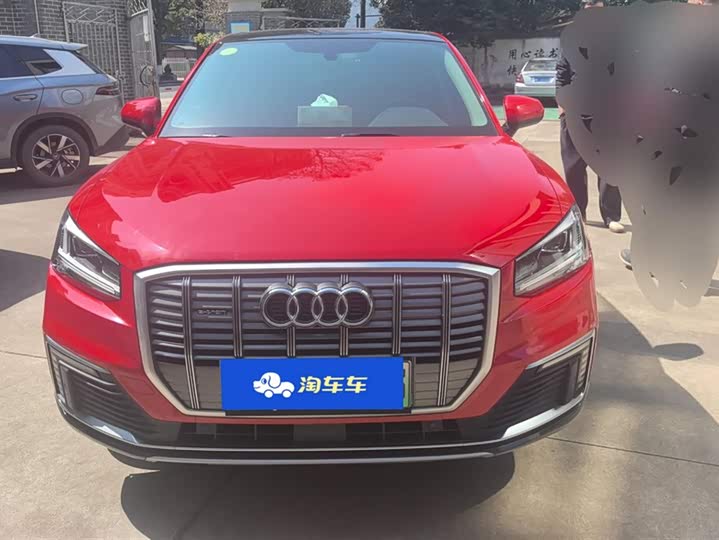 Фото 2 - Audi Q2L e-tron