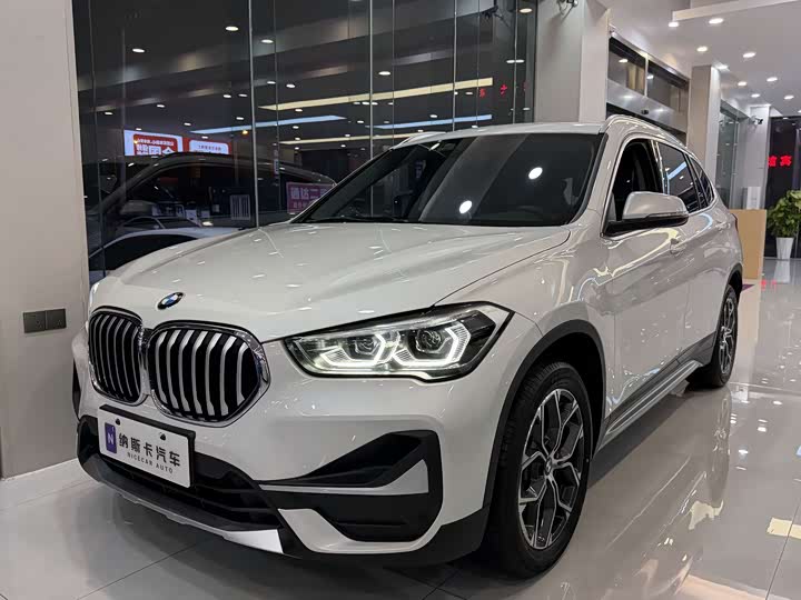 Фото 1 - BMW X1