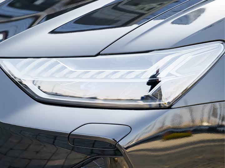 Фото 6 - Audi RS 6