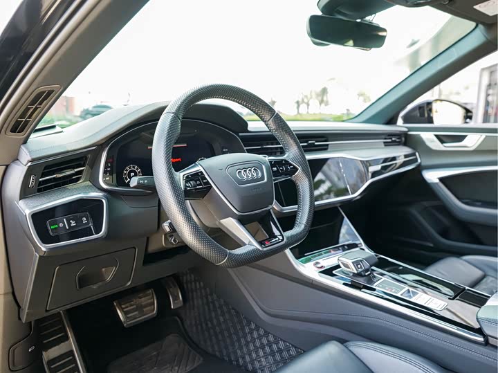 Фото 9 - Audi RS 6