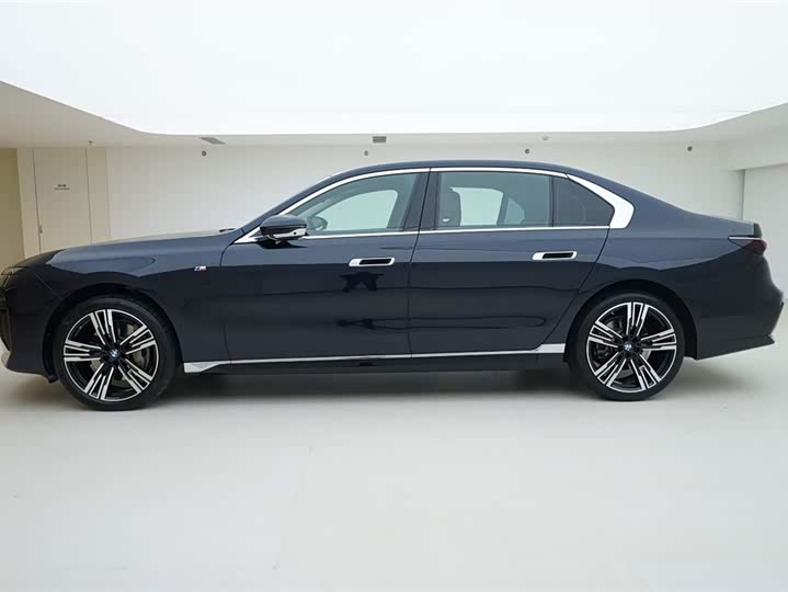 BMW 7 Series 2023 2023款 740Li 领先型 M运动套装