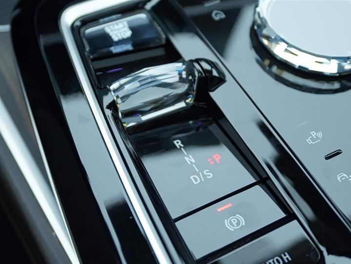 BMW 7 Series 2023 2023款 740Li 领先型 M运动套装
