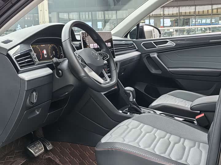 Volkswagen Tiguan X 2023 2023款 330TSI 两驱旗舰版