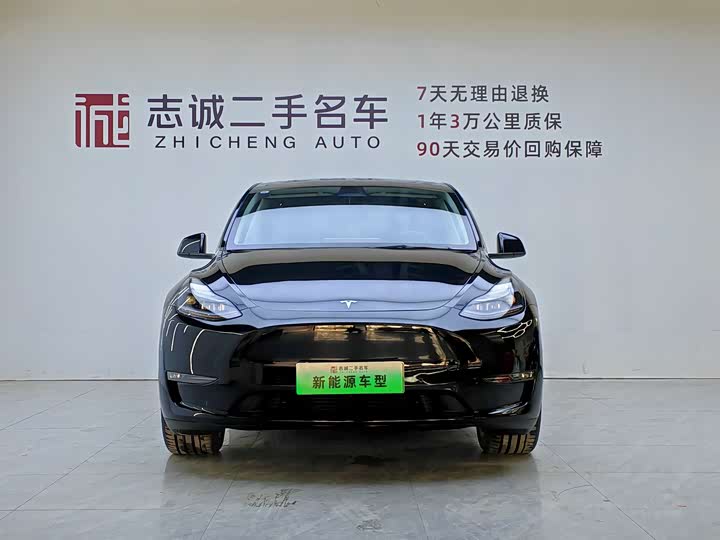 Фото 2 - Tesla Model Y