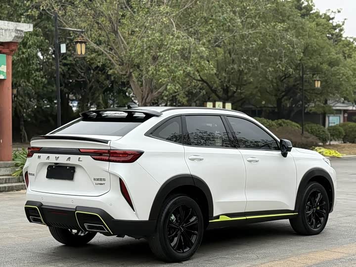 Haval H6S 2022 2022款 2.0T 两驱悦跑版