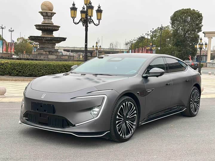 Фото 1 - Avatr 12