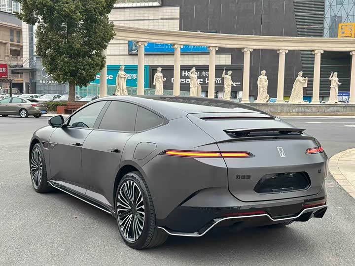 Фото 9 - Avatr 12