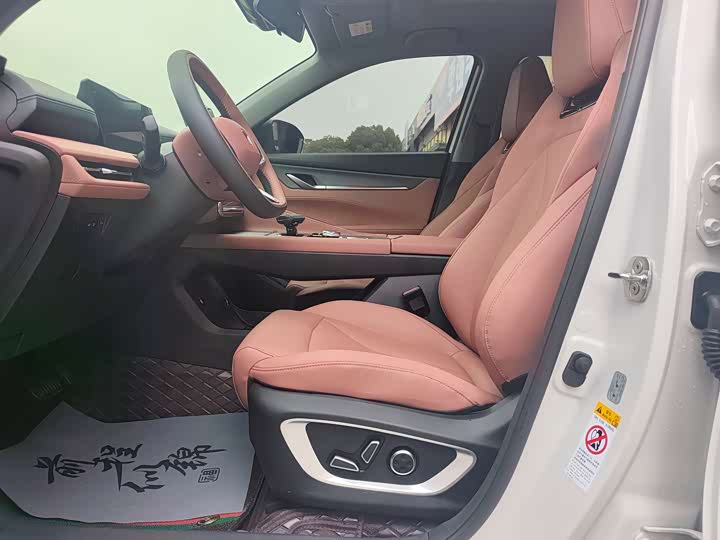 Changan CS75 Plus 2026 2026款 智慧冠军版 1.5T 新蓝鲸 智航型