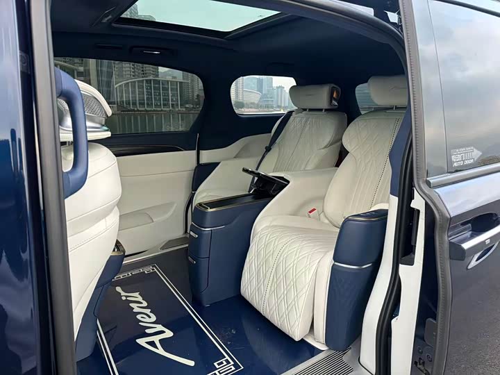 Buick GL8 ES 2020 2020款 Avenir艾维亚 四座尊礼版
