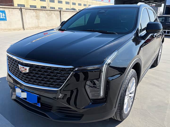 Фото 2 - Cadillac XT4