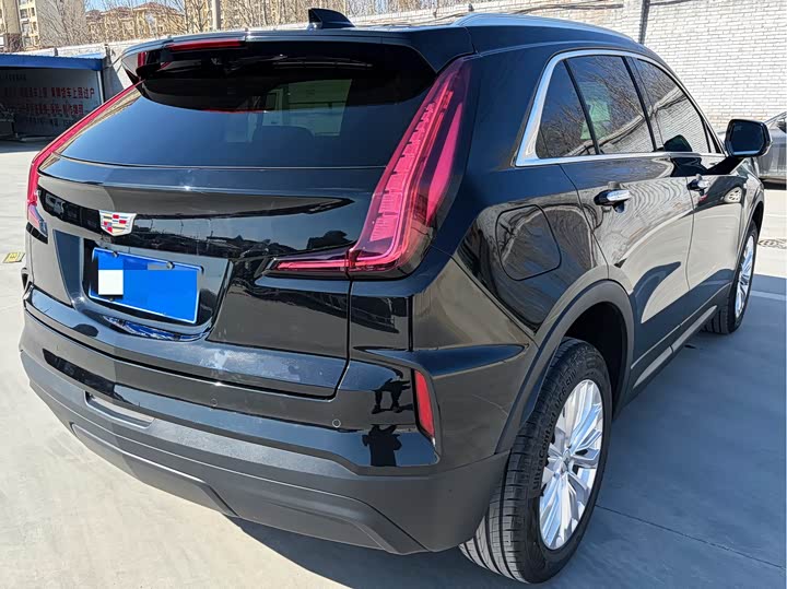 Фото 3 - Cadillac XT4