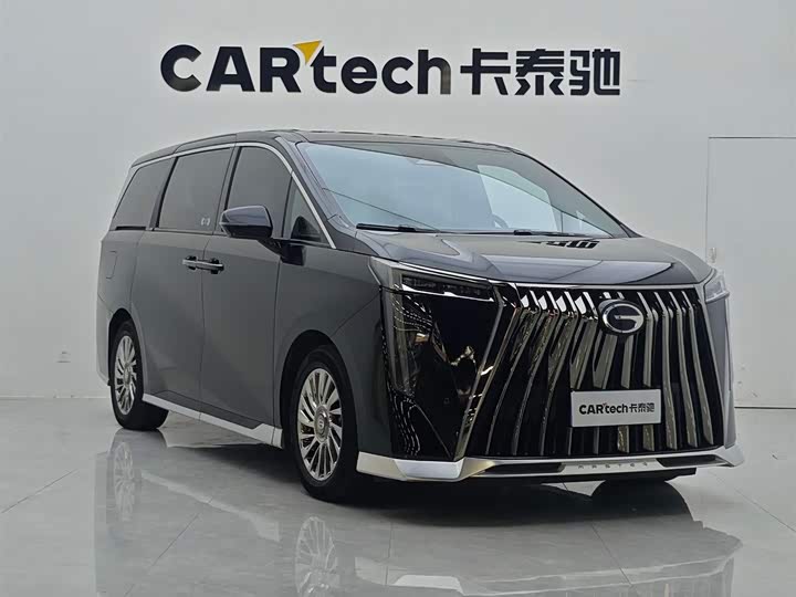 Photo 2 - GAC Trumpchi M8