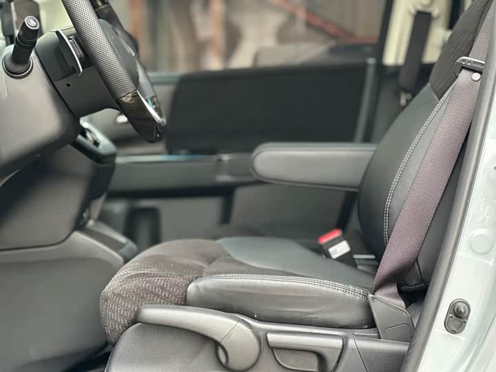 Honda Elysion 2024 2024款 2.0L e:HEV 经典版