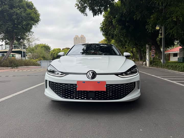 Фото 2 - Volkswagen Lamando L