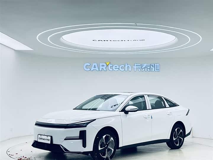 Geely Galaxy L6 2025 2025款 EM-i 140km 探索+版