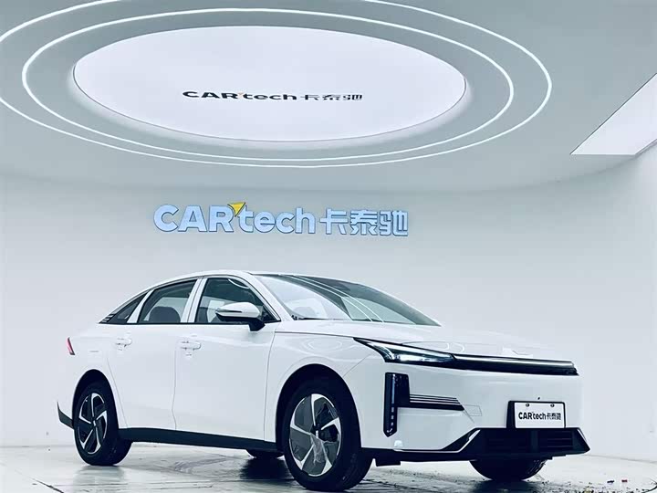 Geely Galaxy L6 2025 2025款 EM-i 140km 探索+版