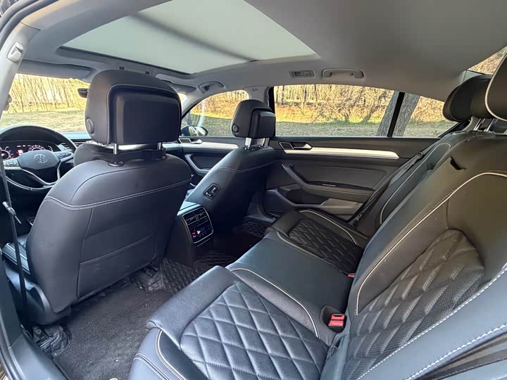 Фото 7 - Volkswagen Magotan GTE Hybrid