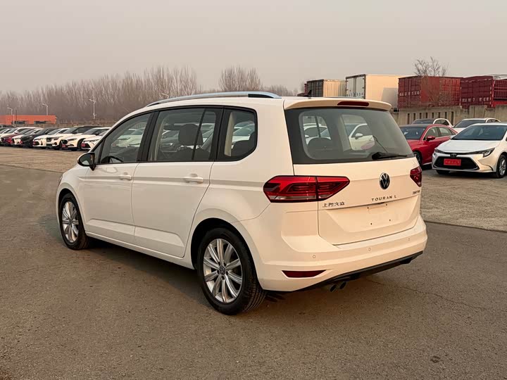 2021 Volkswagen Touran L